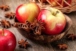 Apples with spices